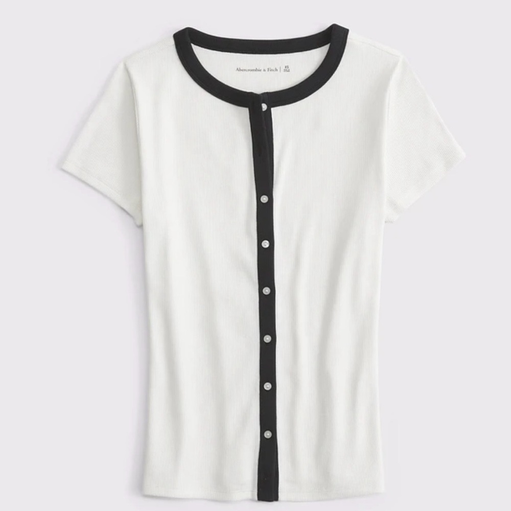 Abercrombie & Fitch Ribbed White and Black Button-Down Shirt